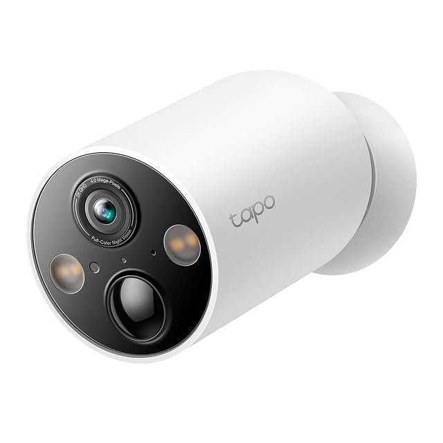Tapo C425 battery camera on its magnetic base
